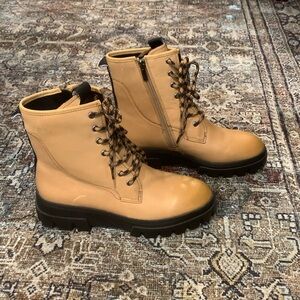 Franco Sarto - Robbie Moto Boot, size 9